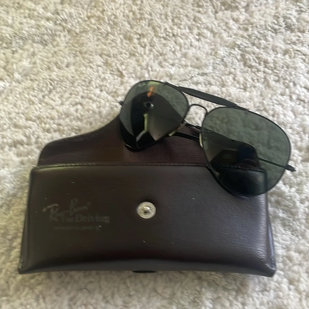 Authentic Vintage Ray-Ban Bausch & Lomb Aviator Sunglasses - Picture 7 of 7